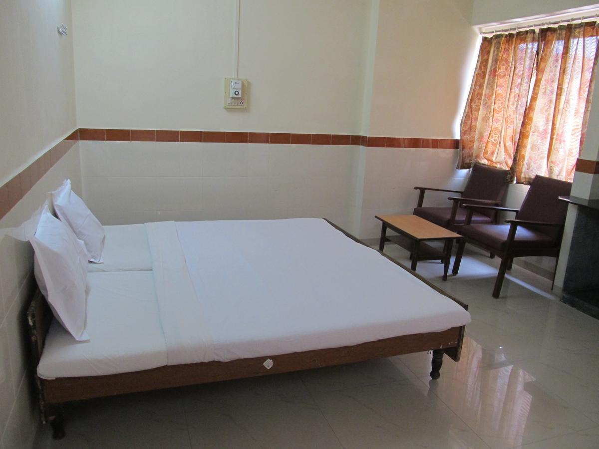 Diamond Hotell Daman Rum bild
