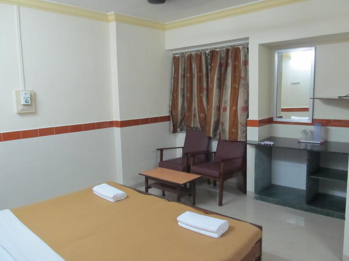 Diamond Hotell Daman Rum bild